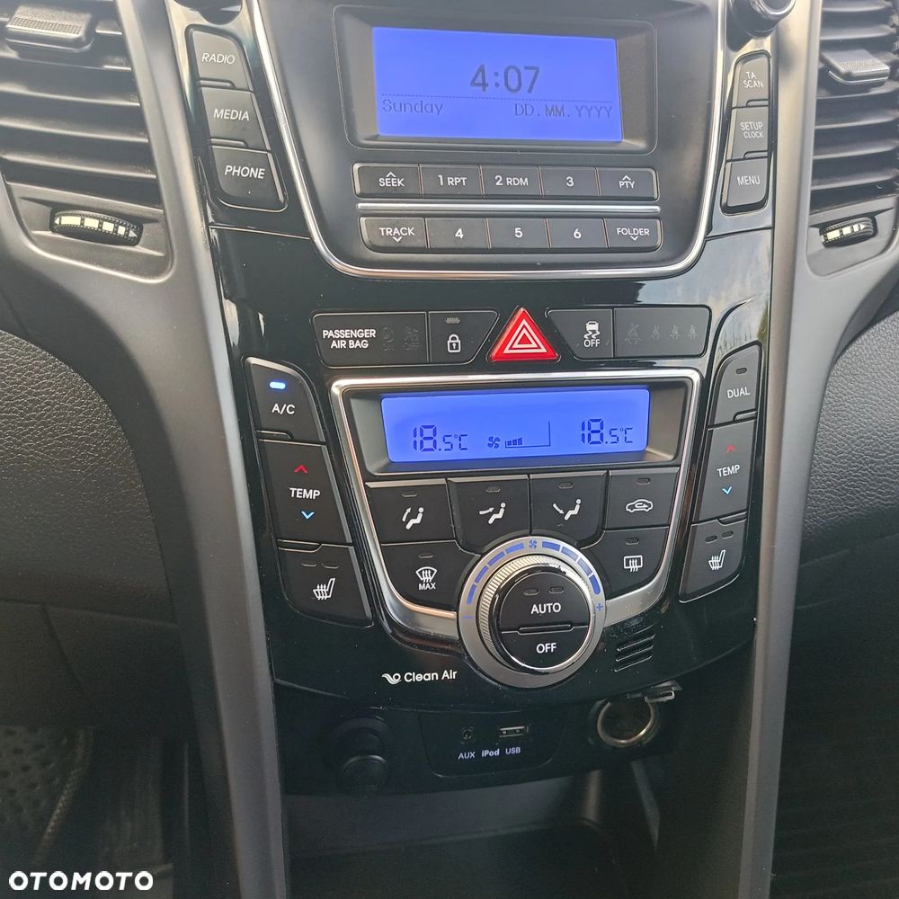 Hyundai i30 1.6 GDI BlueDrive Premium DCT - 12