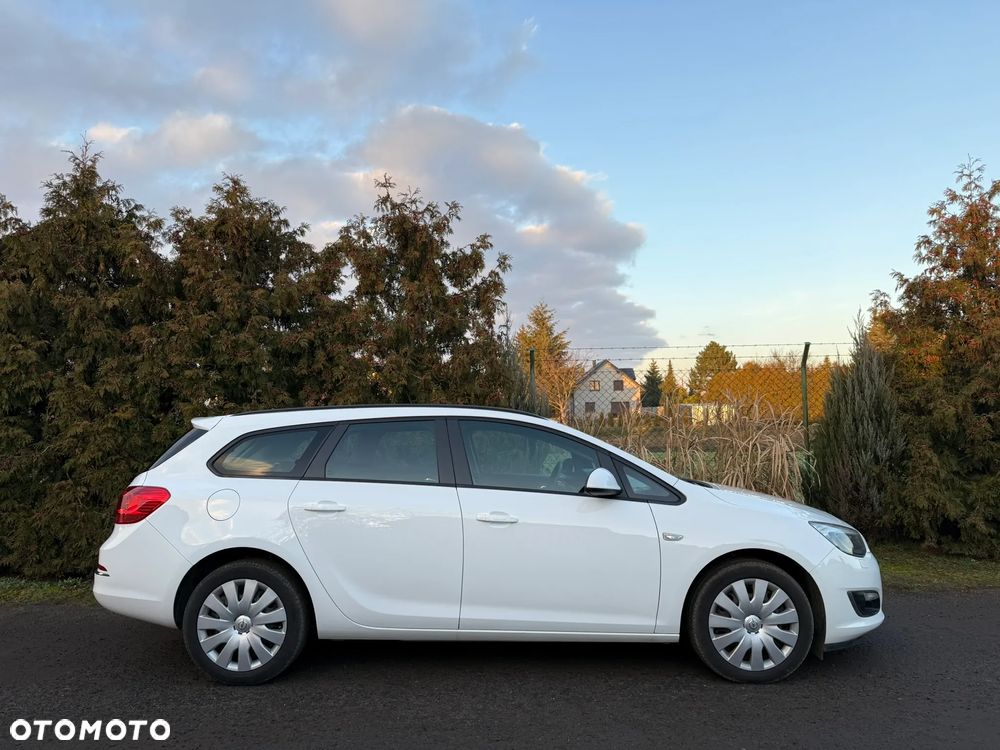 Opel Astra 1.6 Enjoy - 14