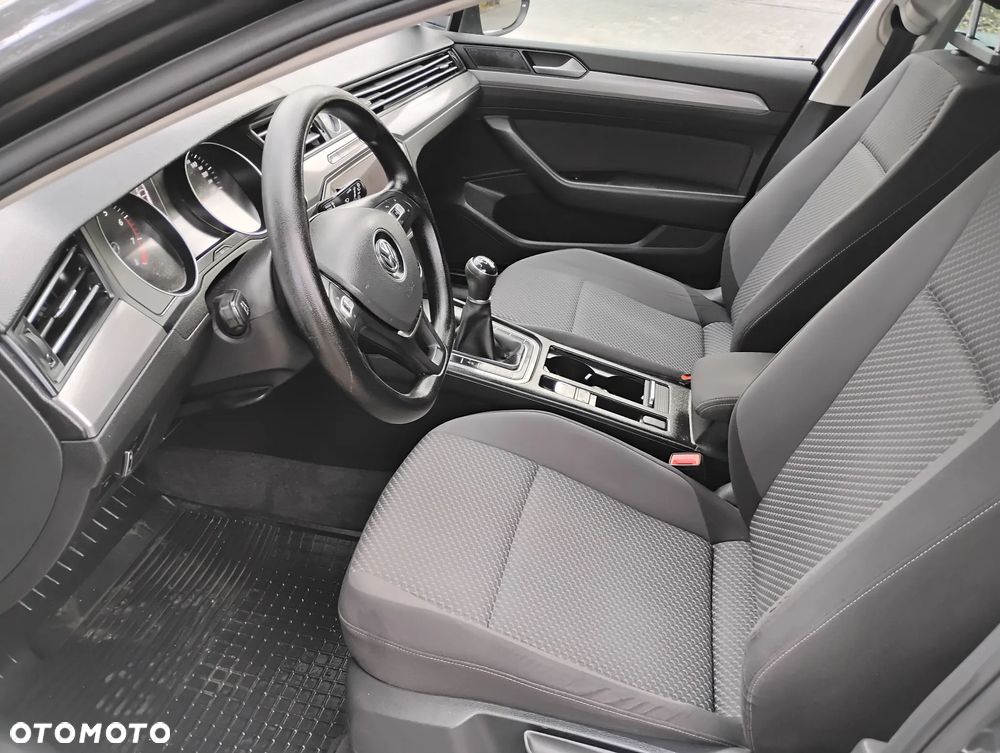 Volkswagen Passat Variant 1.4 TSI (BlueMotion Technology) Trendline - 10
