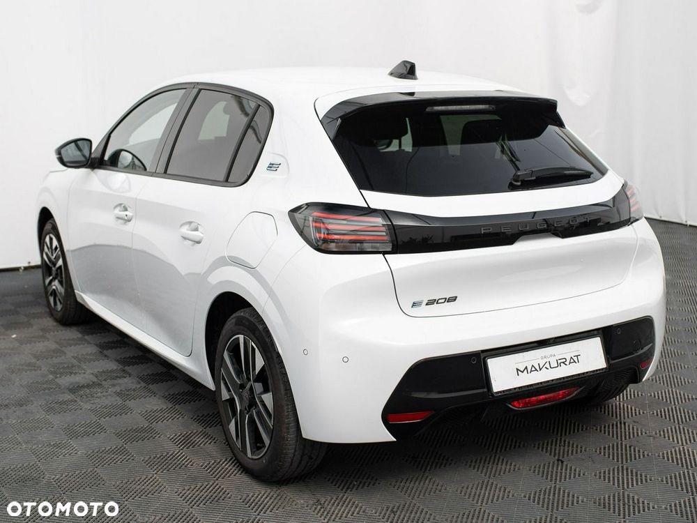 Peugeot 208 50kWh Allure - 5