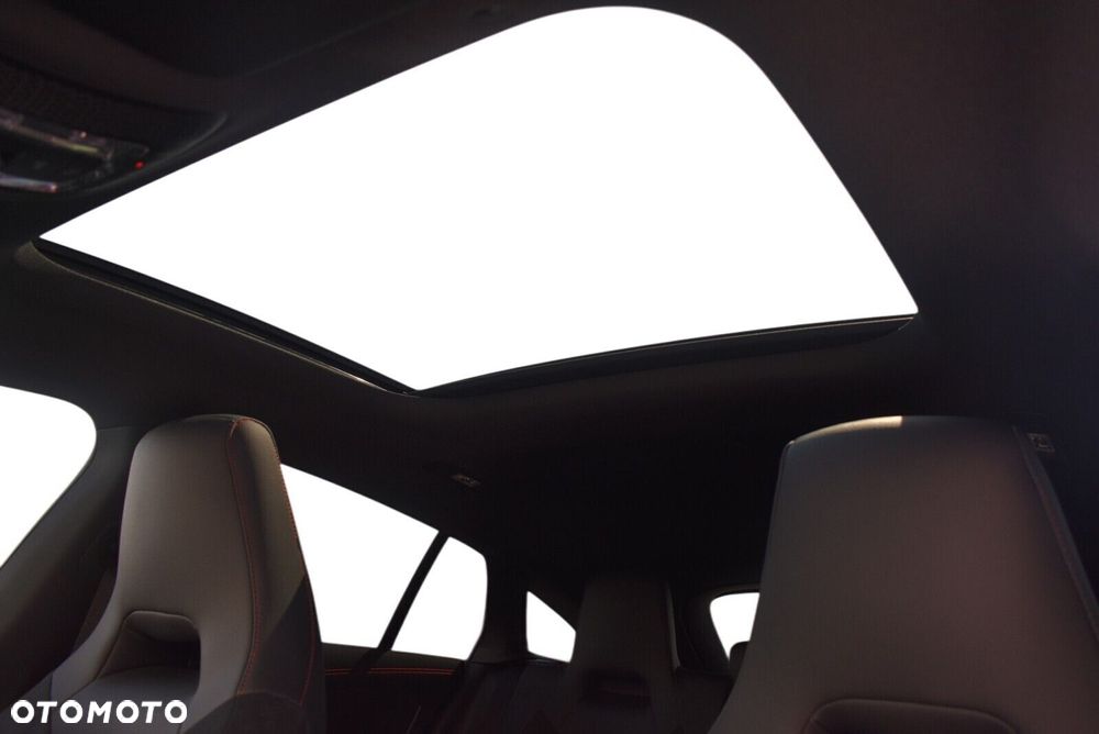 Mercedes-Benz CLA - 11