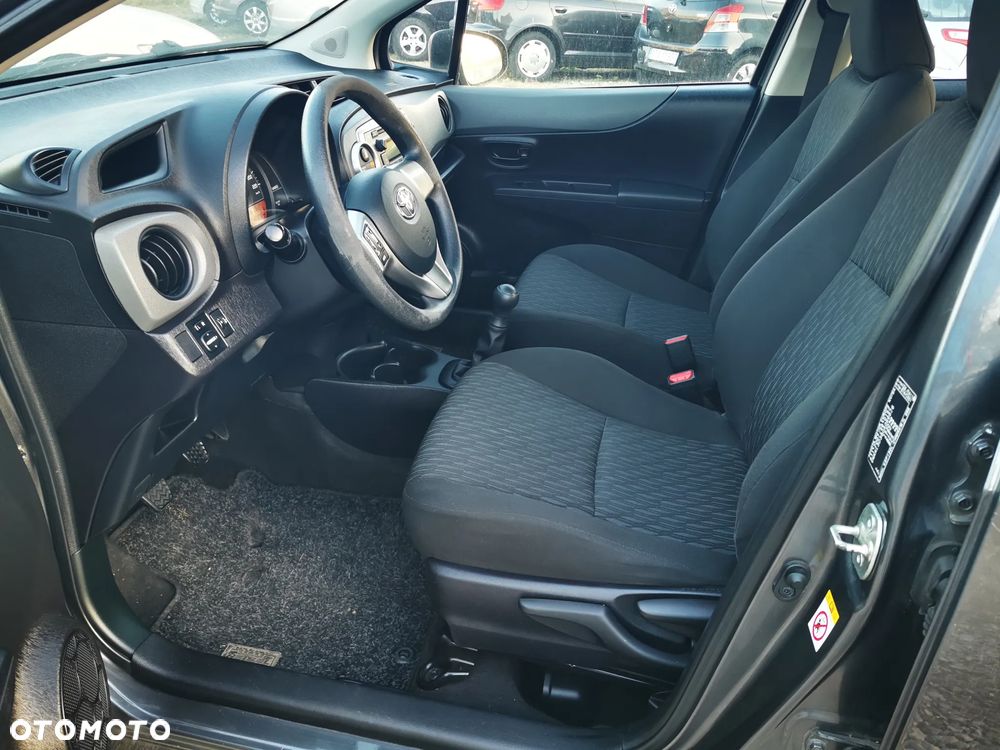 Toyota Yaris 1.0 VVT-i Edition - 10