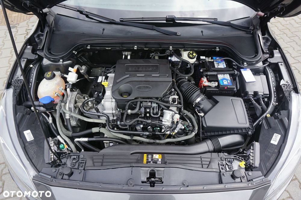 Ford Focus 1.0 EcoBoost Titanium - 31