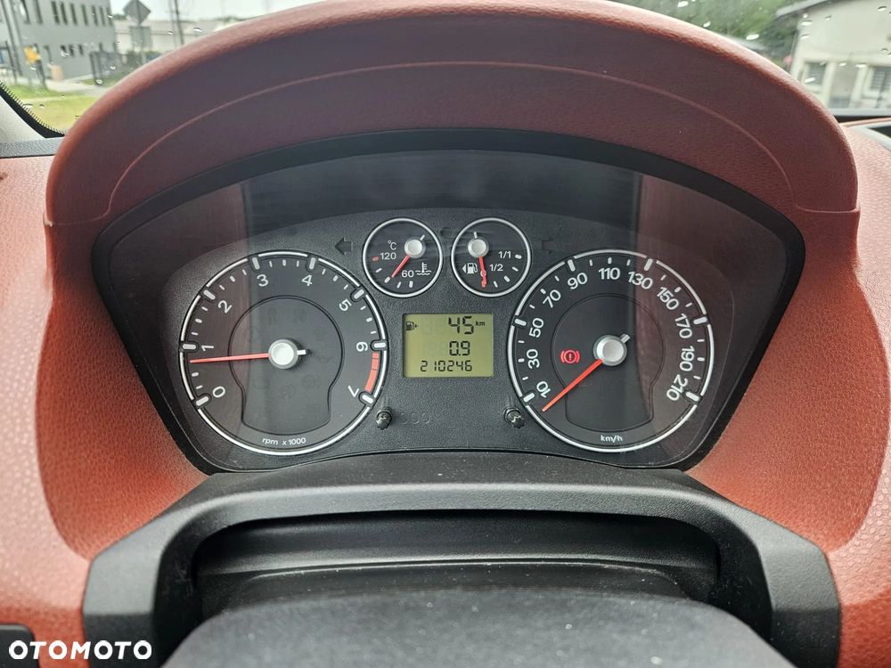 Ford Fiesta - 14
