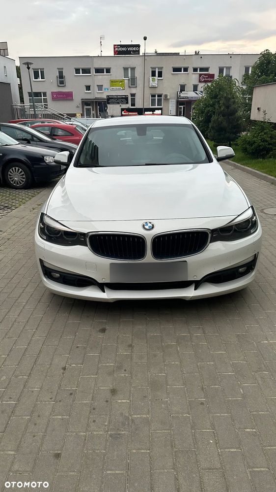 BMW Seria 3 320i xDrive - 7