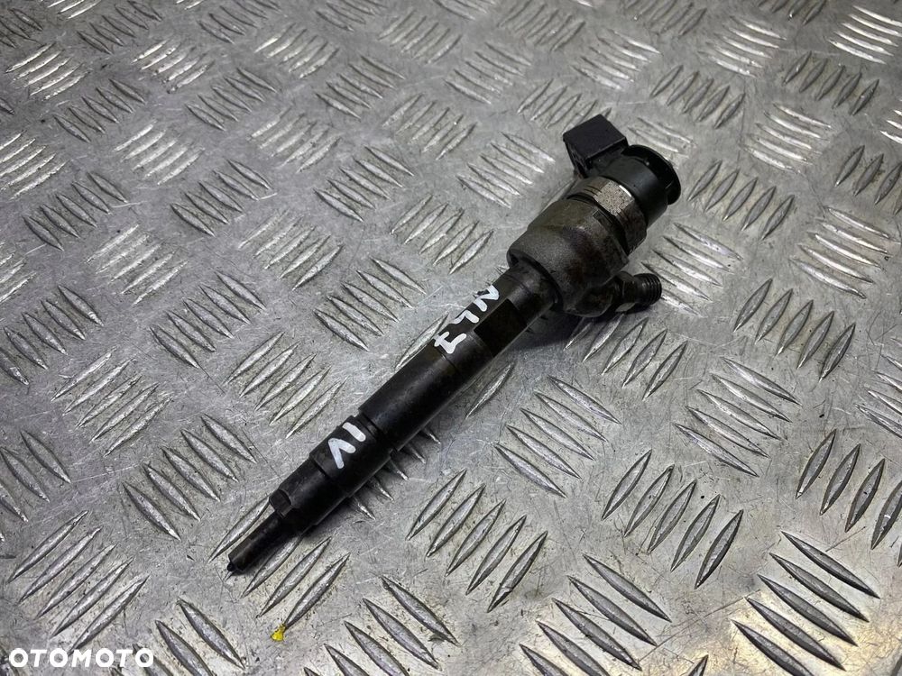 WTRYSKIWACZ BMW 1 E87 3 E90 E91 X1 E84 2.0 D N47 7798446 0445110601 - 8
