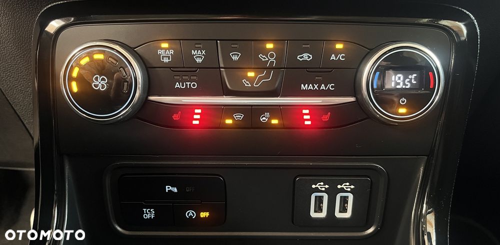 Ford EcoSport 1.0 EcoBoost ST-LINE - 17