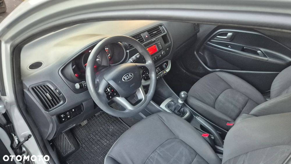 Kia Rio 1.2 Dream-Team Edition - 10