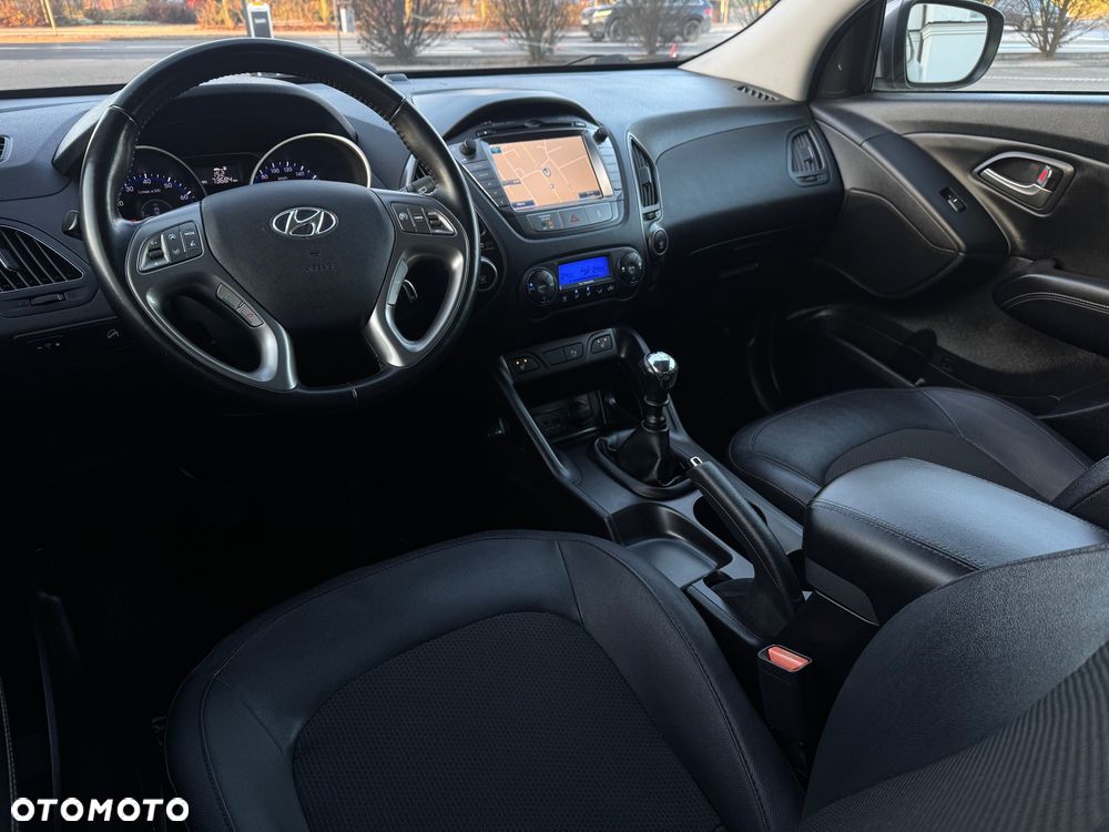 Hyundai ix35 blue 1.6 2WD Finale Gold - 25