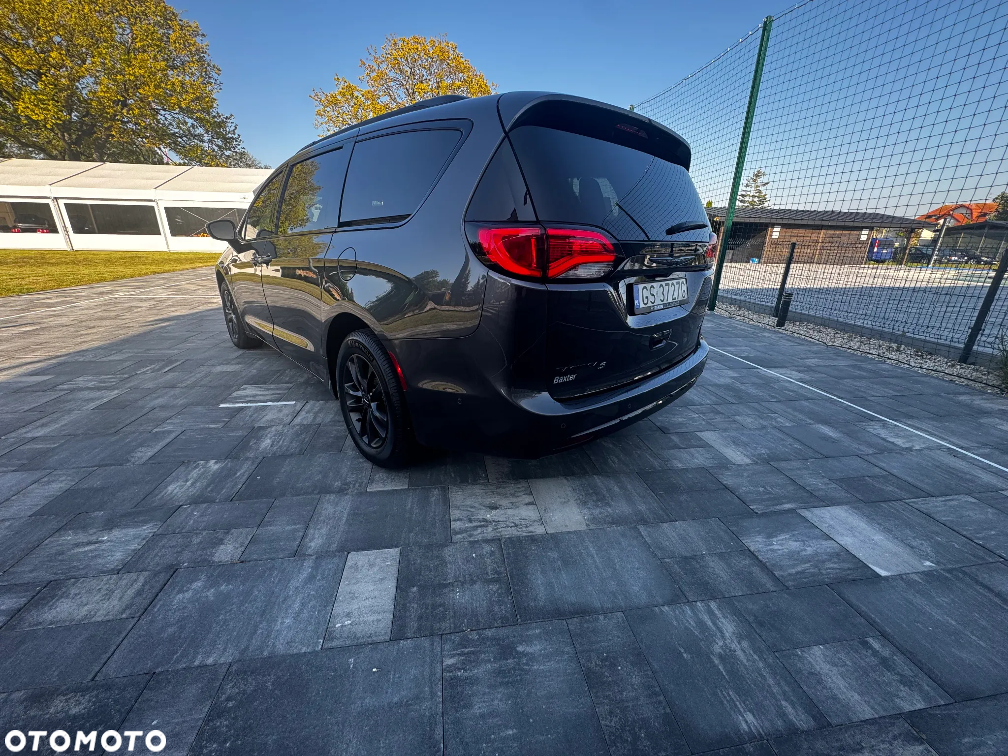 Chrysler Pacifica - 6