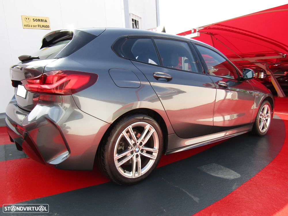 BMW 116 d Pack Desportivo M - 8