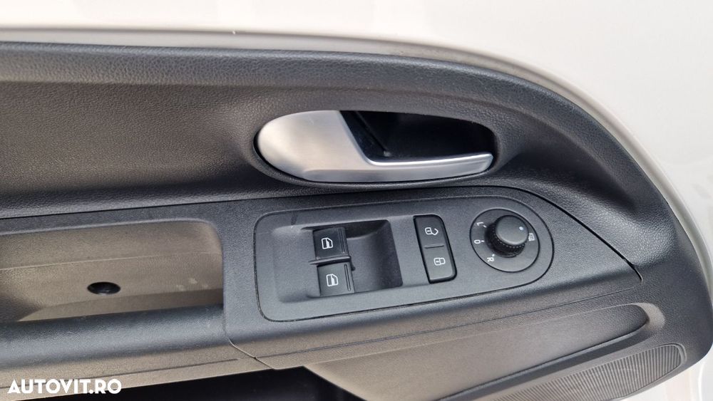 Volkswagen up! - 11