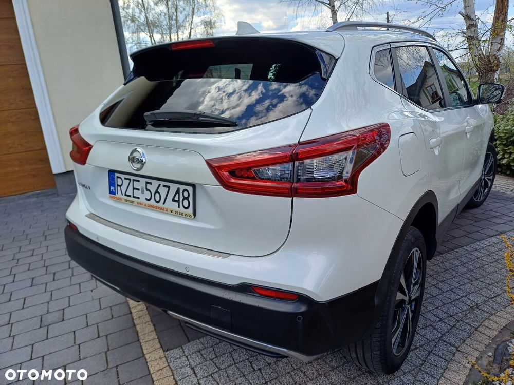 Nissan Qashqai 1.2 DIG-T N-Connecta EU6 - 3