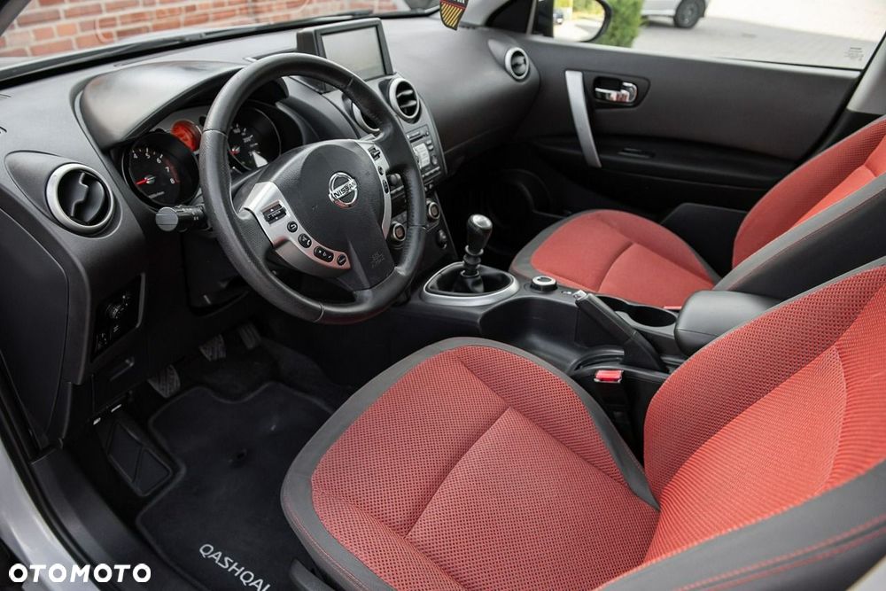 Nissan Qashqai 2.0 4x4 Tekna Pack - 7