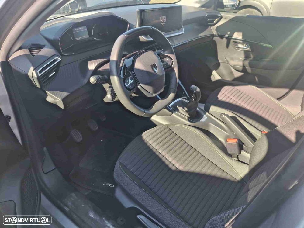 Peugeot 208 1.2 PureTech Active - 7