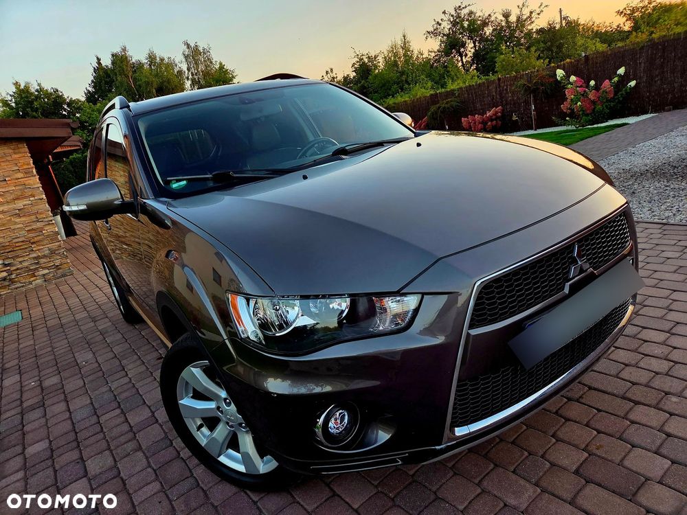 Mitsubishi Outlander - 15