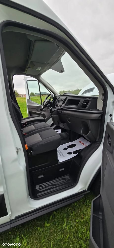 Ford TRANSIT - 13