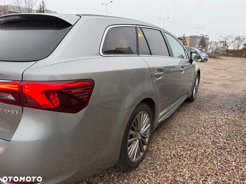 Toyota Avensis 1.8 Prestige - 26