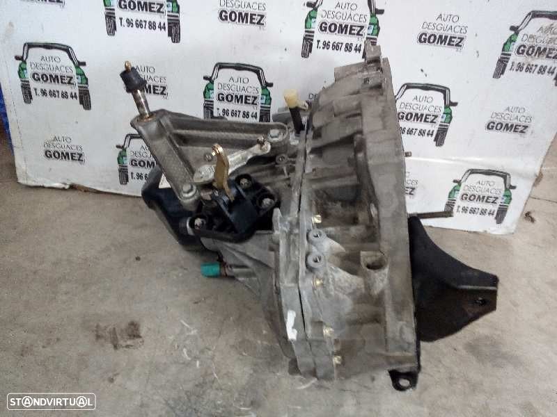 CAIXA VELOCIDADES NISSAN MICRA III 2004 - 4