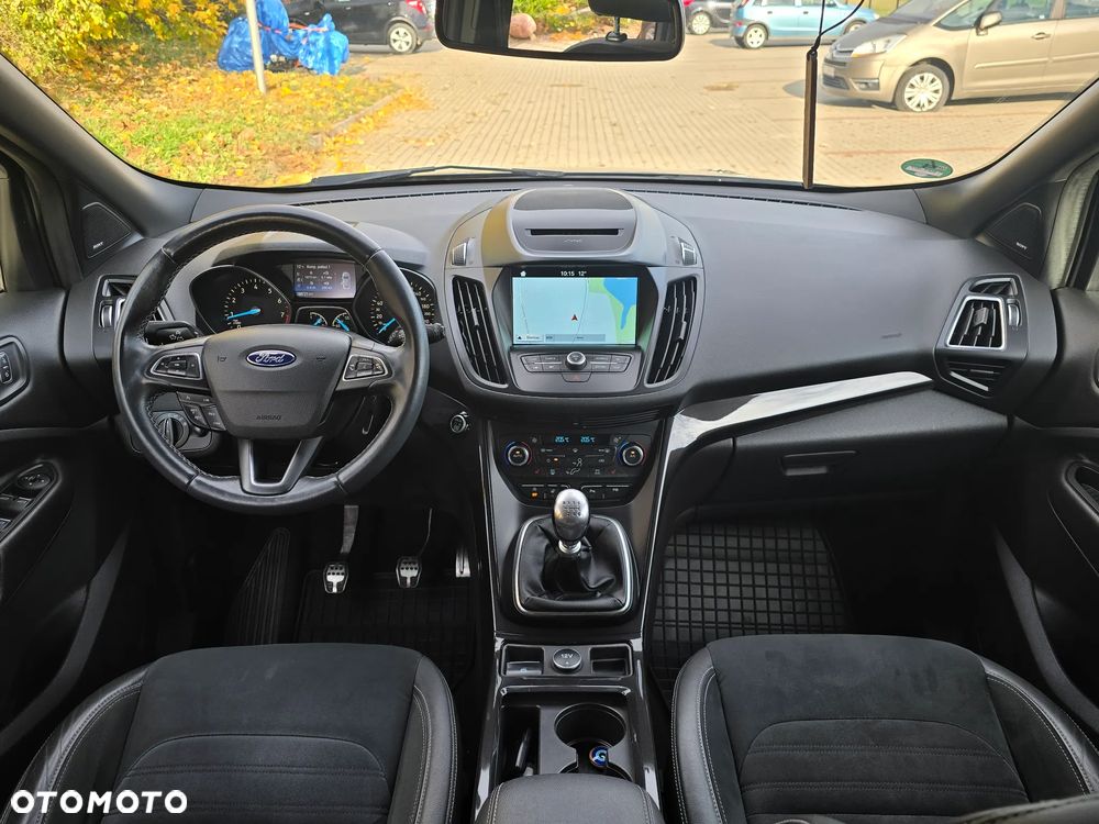 Ford Kuga 1.5 EcoBoost 2x4 ST-Line - 15