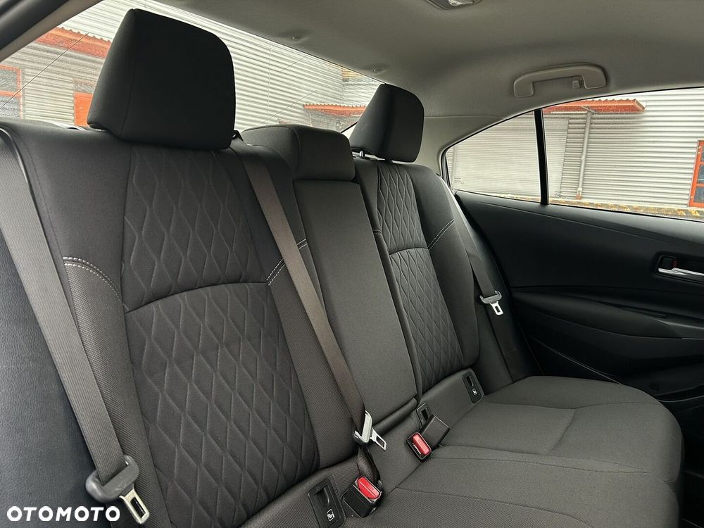 Toyota Corolla 1.8 Hybrid Comfort - 18