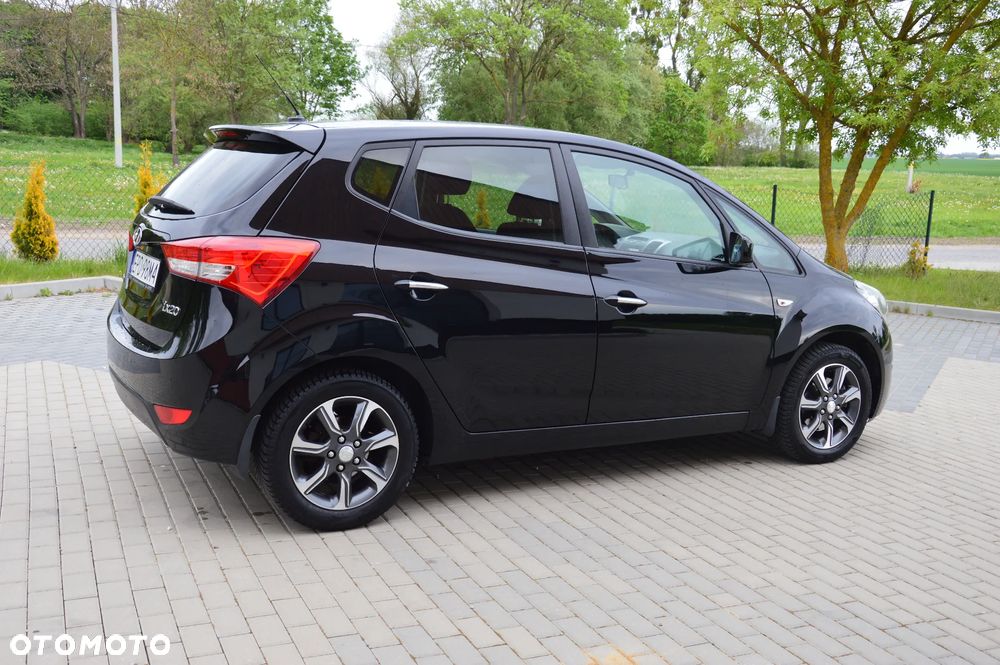 Hyundai ix20 - 11