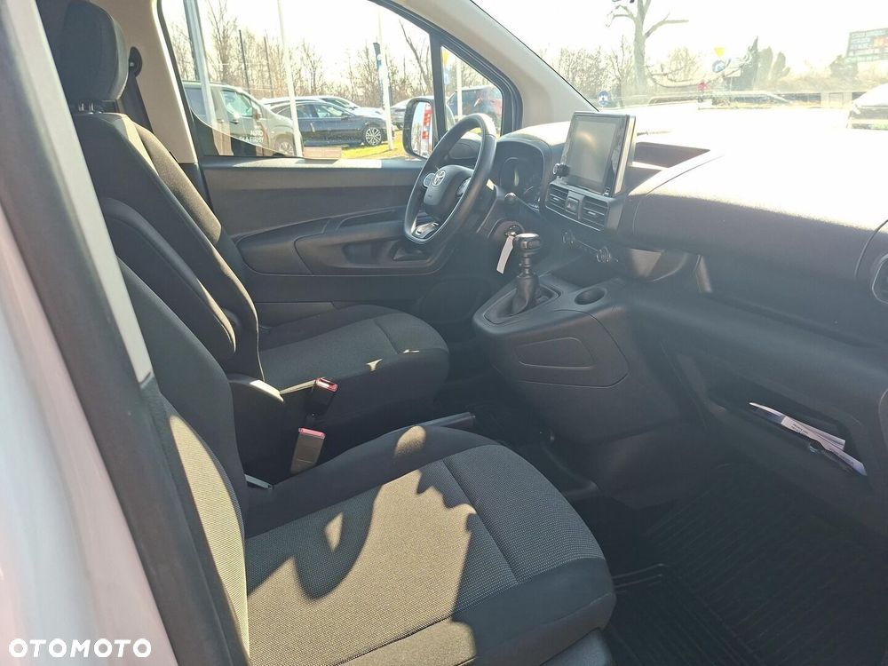 Toyota Proace City - 9