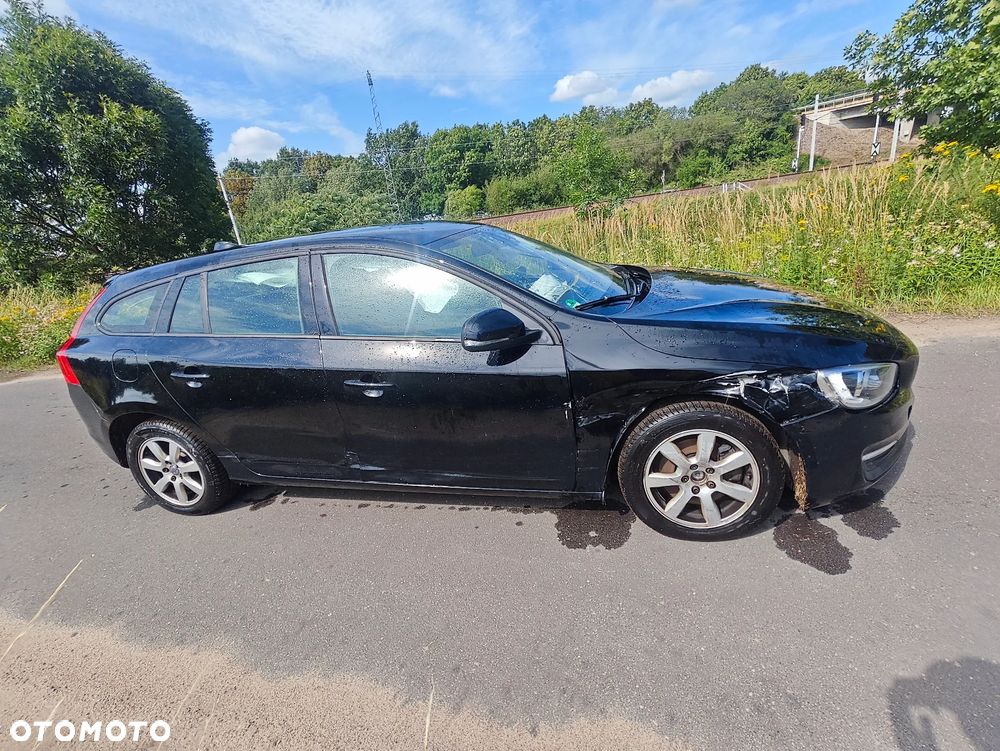 Volvo V60 D3 Drive-E Kinetic - 17
