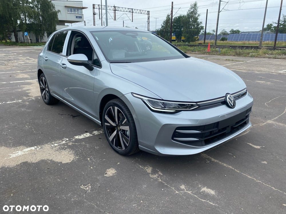 Volkswagen Golf - 4
