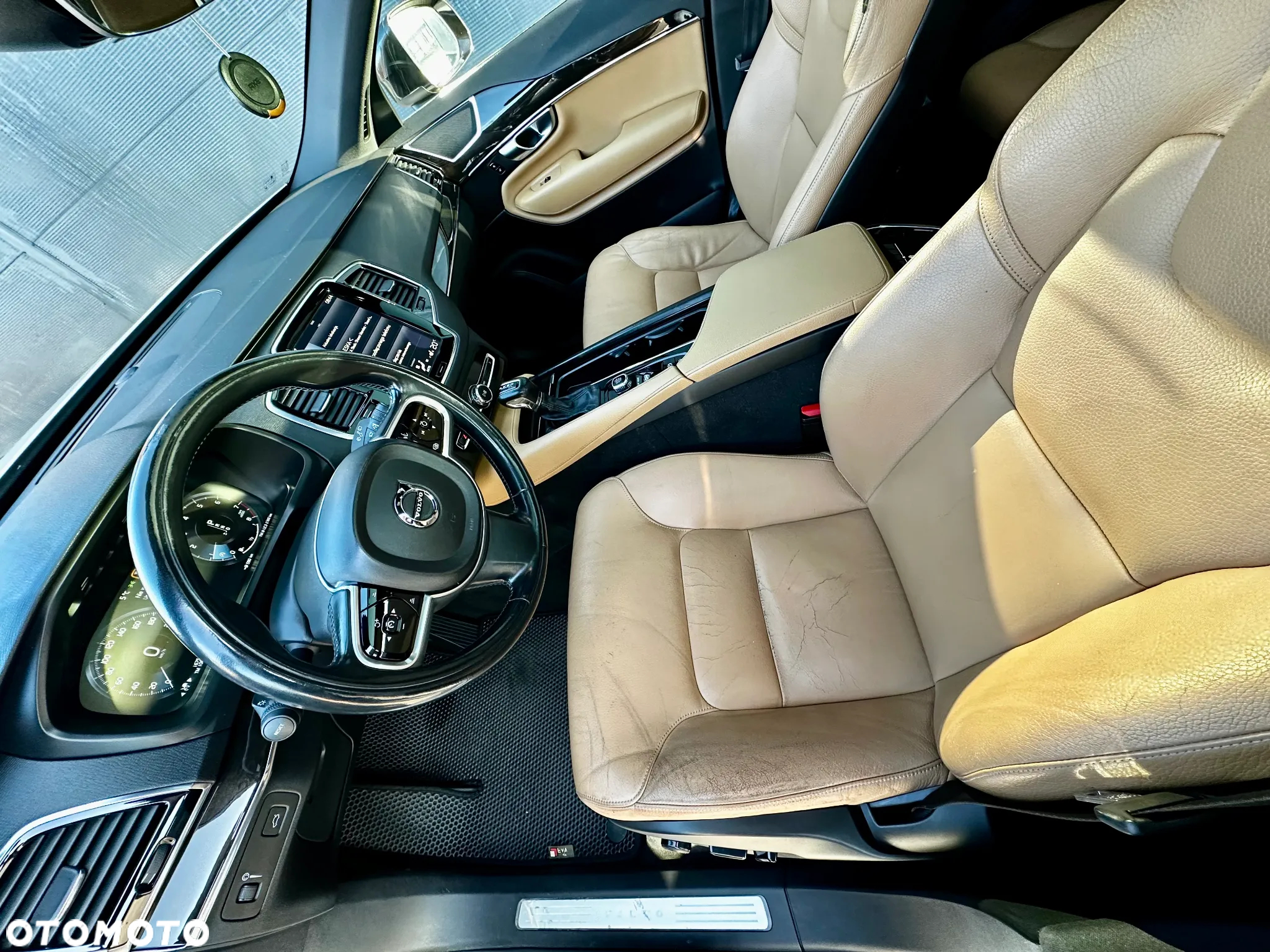 Volvo XC 90 T5 AWD Inscription 7os - 12