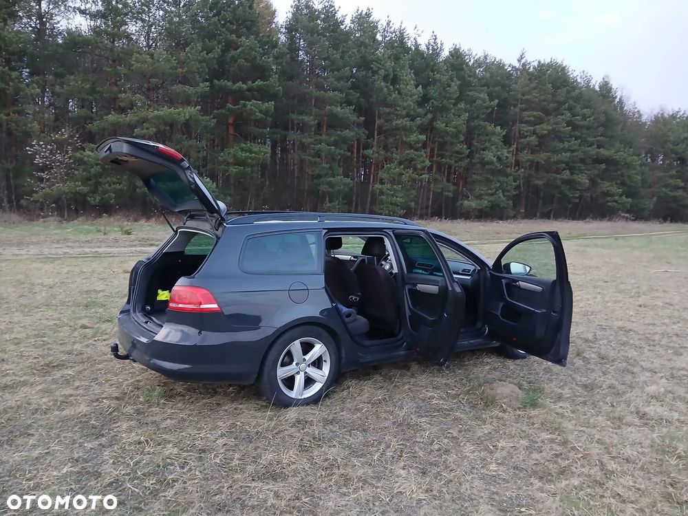 Volkswagen Passat 2.0 TDI Trendline - 8
