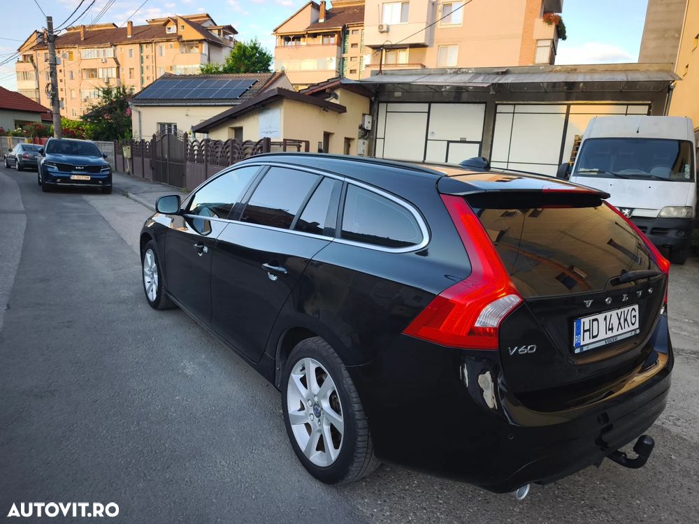 Volvo V60 D3 Geartronic Momentum - 6