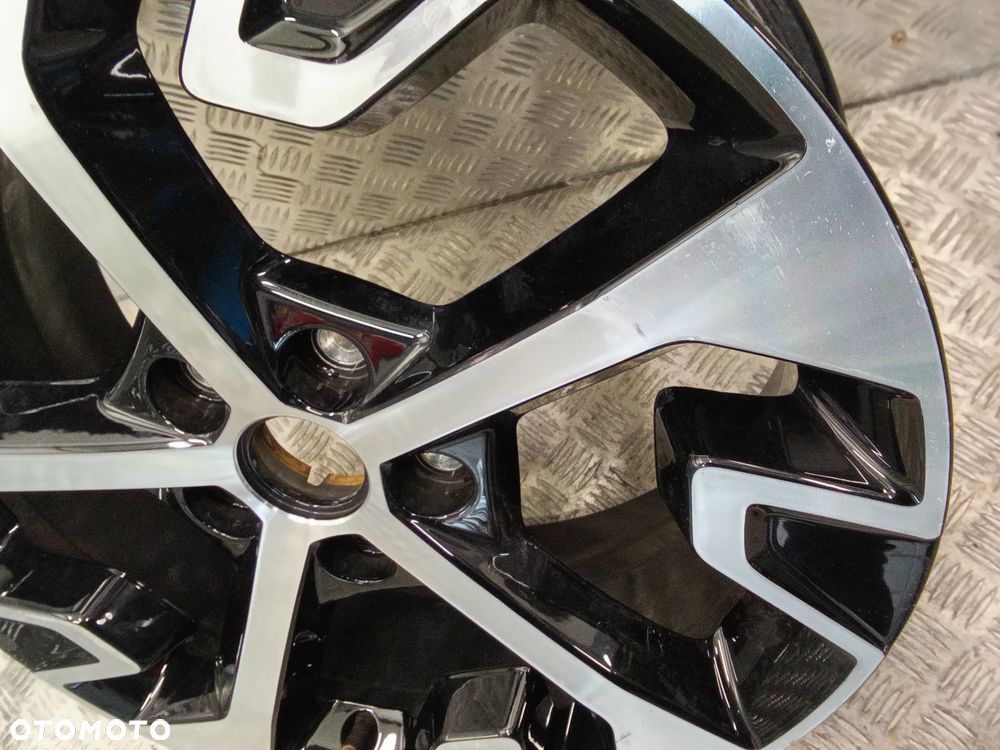 1x Felga Kia Sportage 7,5Jx18 et51 5x114,3 - 6