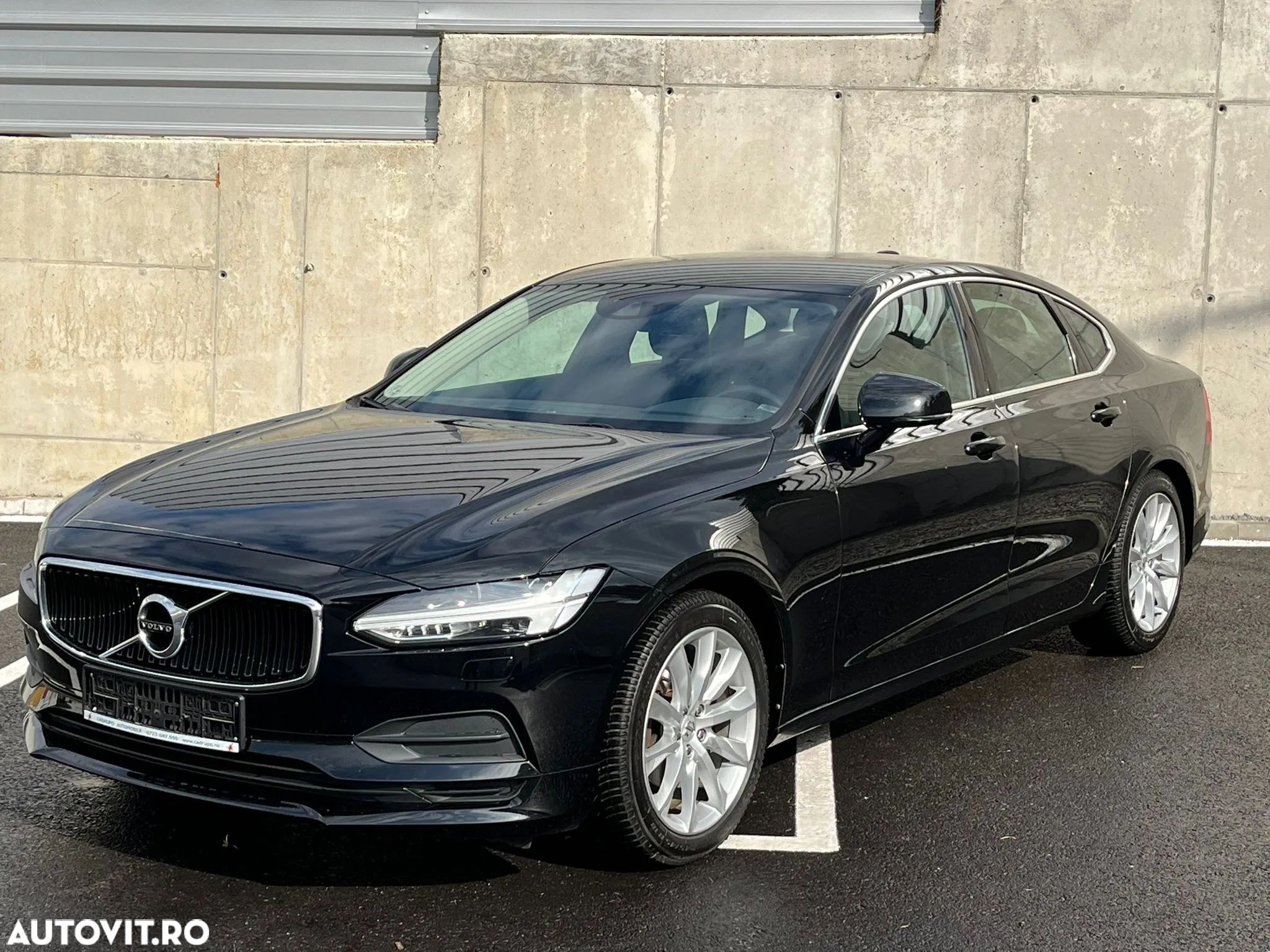 Volvo S90 D4 Geartronic Momentum - 1