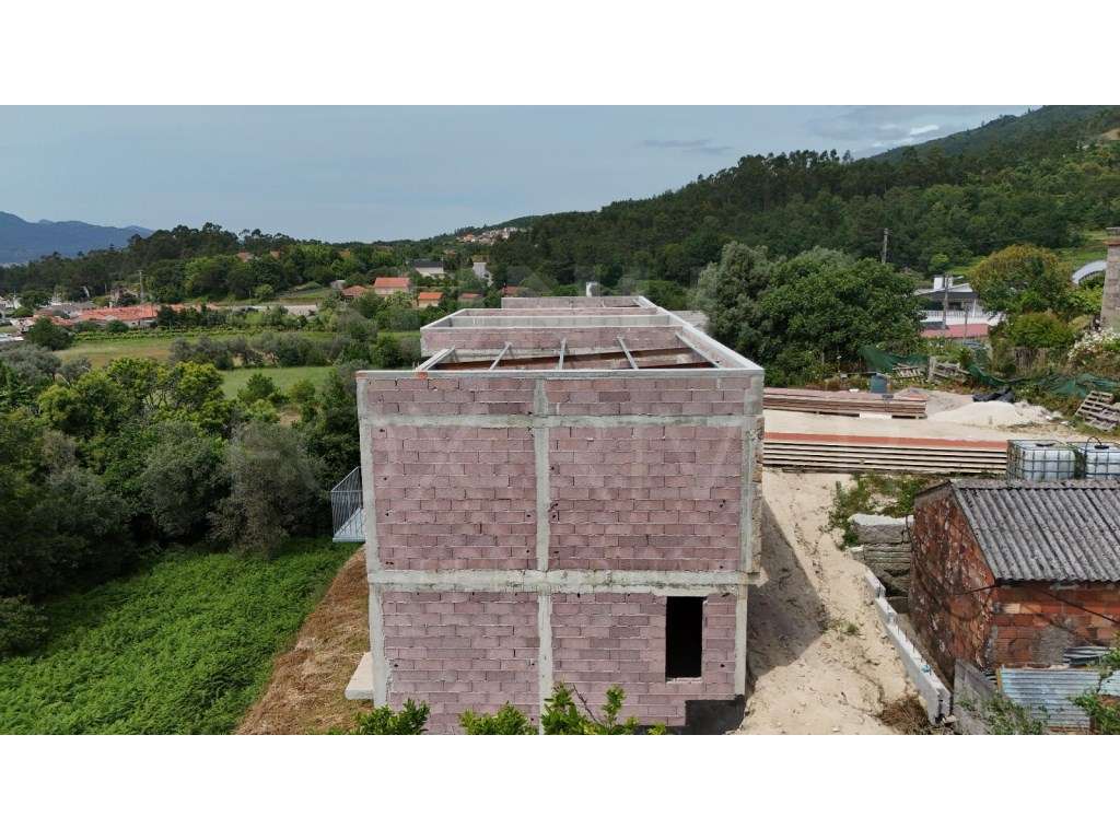 MORADIA T3 GEMINADA - GANDRA - Grande imagem: 5/20