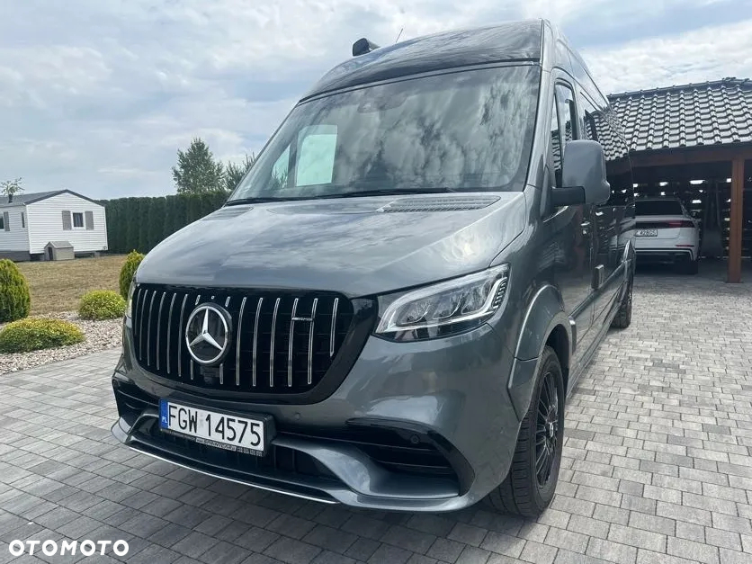 Mercedes-Benz Sprinter 907 - 2