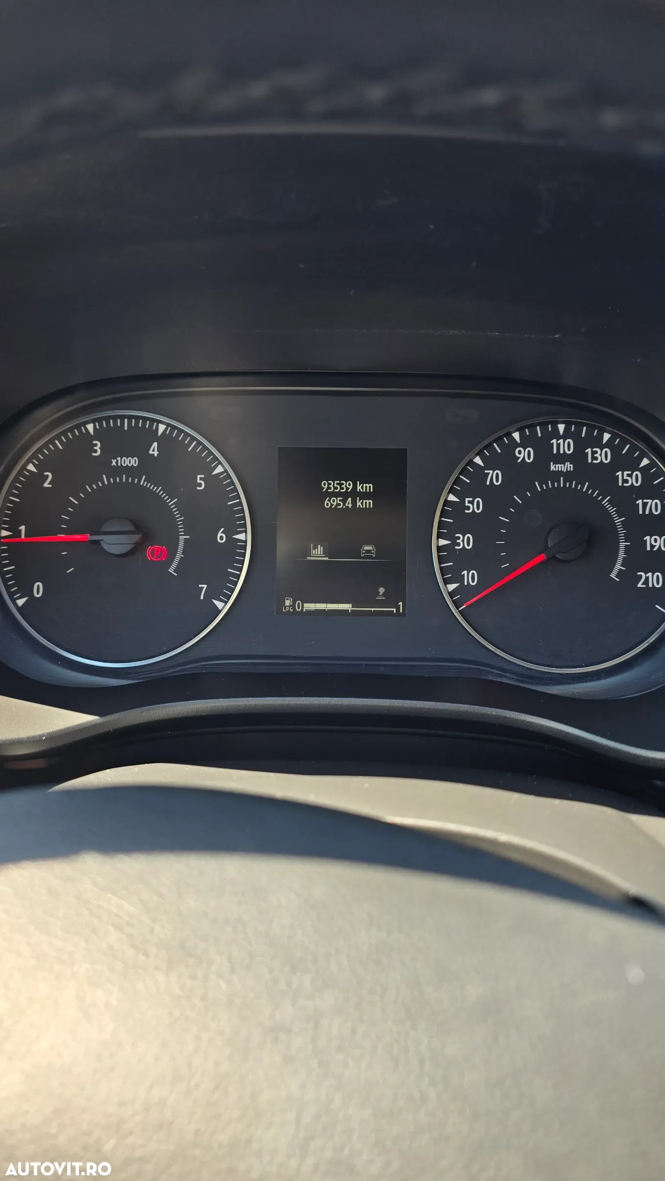 Dacia Logan ECO-G 100 MT5 Essential - 7