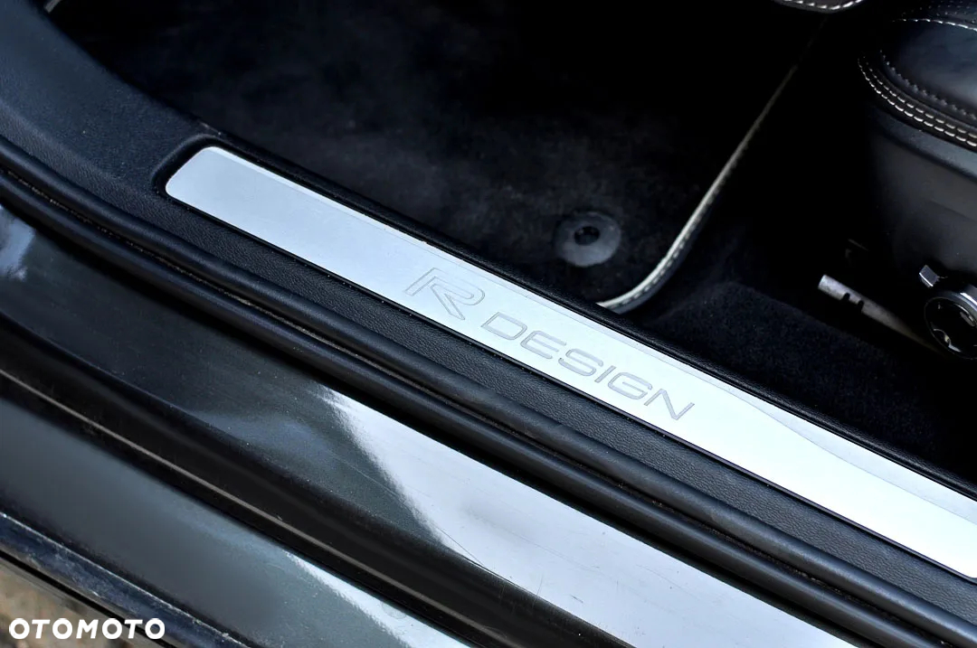 Volvo V60 D4 Geartronic R-Design - 40