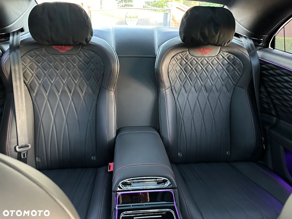 Bentley Flying Spur V8 - 38