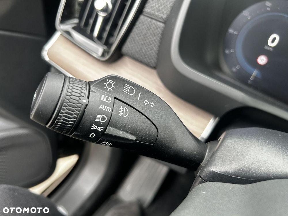 Volvo XC 90 - 22