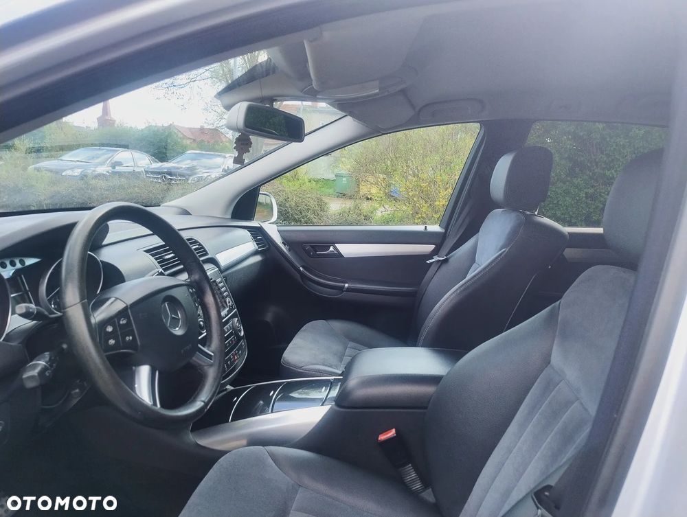 Mercedes-Benz Klasa R 500 4Matic 7G-TRONIC - 10