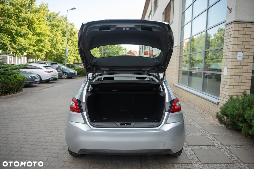 Peugeot 308 1.2 PureTech Access EU6 - 6