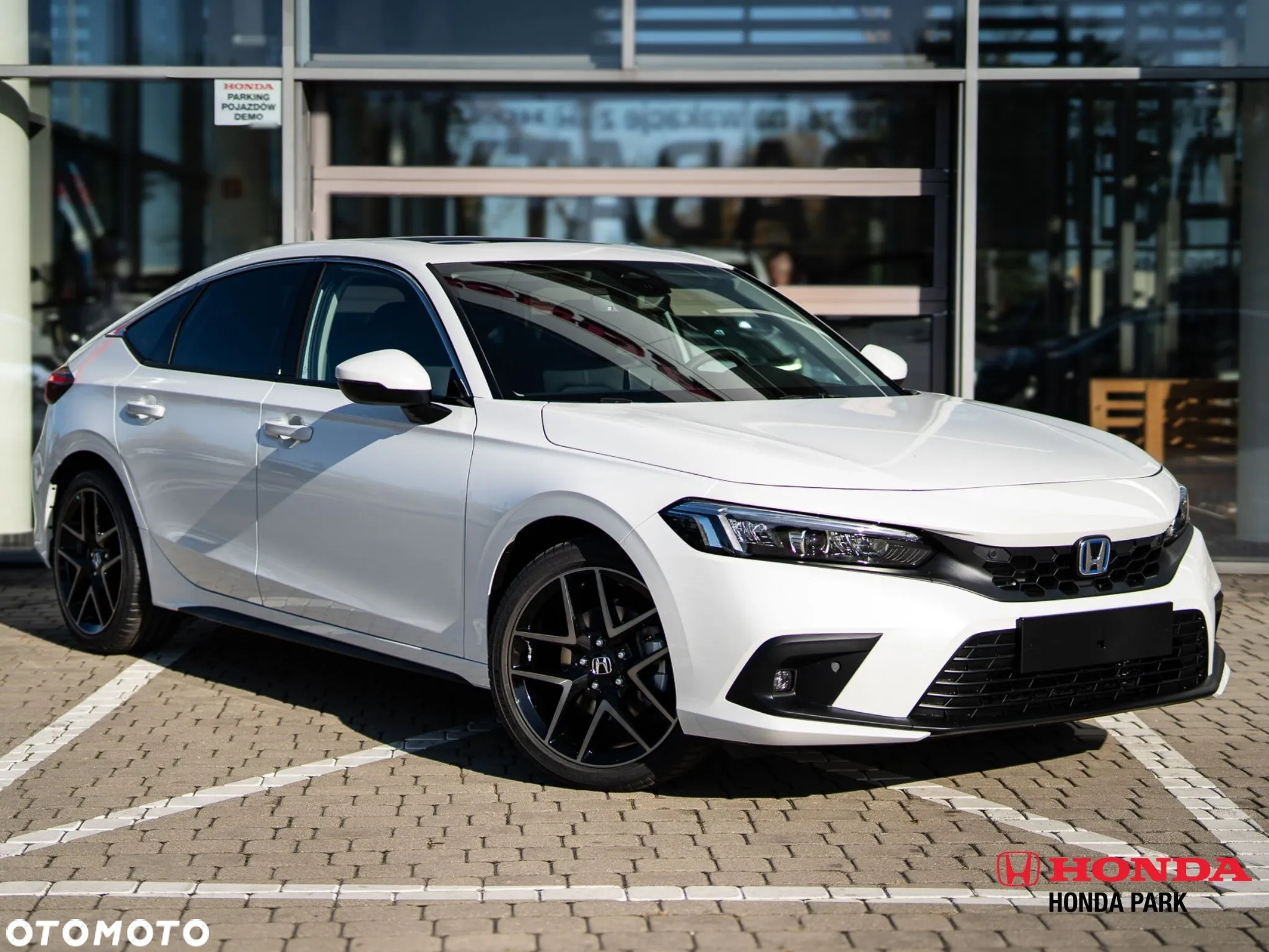 Honda Civic 2.0 i-MMD Advance BSI CVT - 8