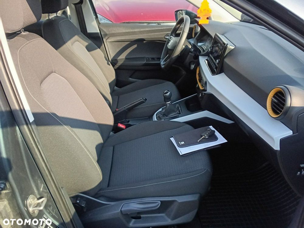 Seat Arona - 12