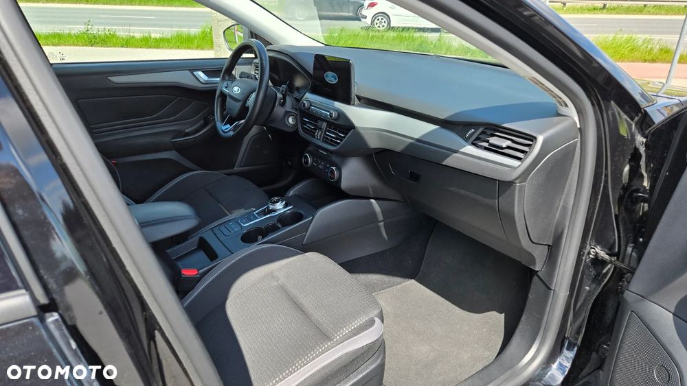 Ford Focus 1.5 EcoBlue Start-Stopp-System TITANIUM DESIGN - 13