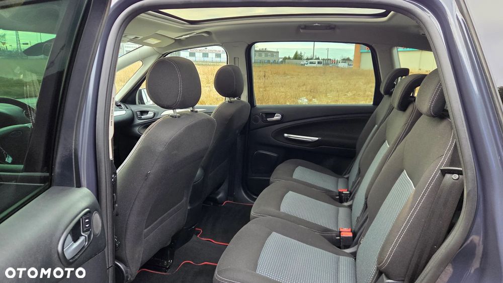 Ford S-Max 2.0 TDCi DPF Titanium X - 20