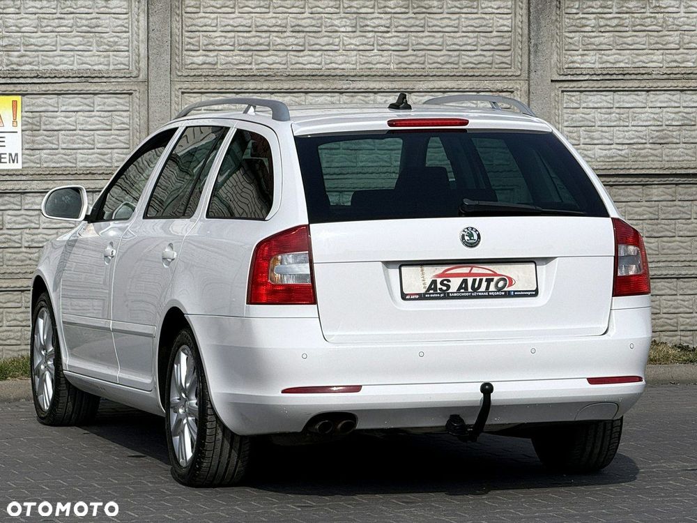 Skoda Octavia 1.4 TSI Elegance DSG - 5