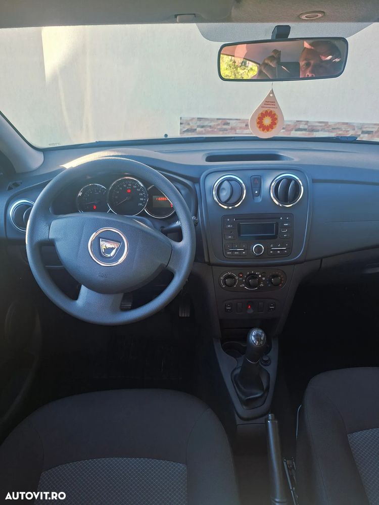 Dacia Logan 1.2 Laureate - 12