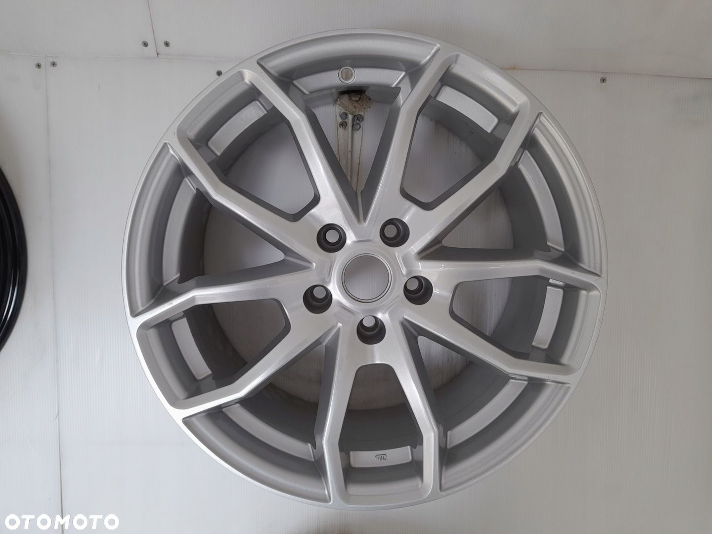 Felga aluminiowa Alkatec D1335 8.0" x 18" 5x114,3 ET40 - 1