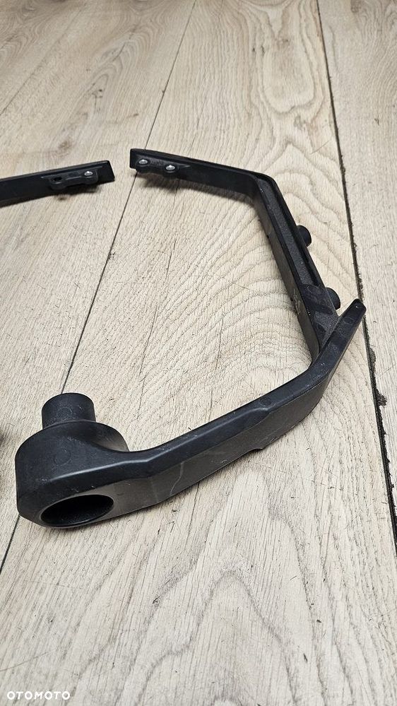Mocowania handbarów osłon dłoni Yamaha MT-09 Tracer / FJ-09 - 7